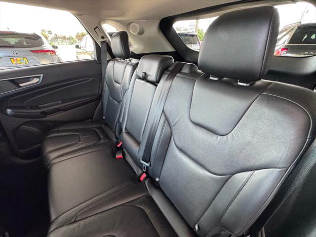 2021 Ford Edge Titanium