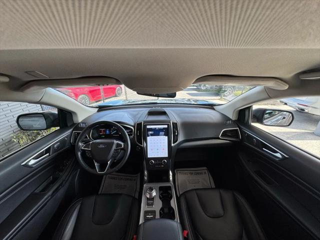2021 Ford Edge Titanium