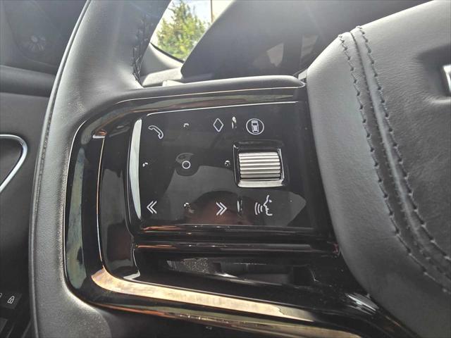 2025 Land Rover Range Rover Velar P250 Dynamic SE