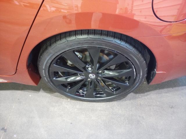 2022 Nissan Maxima SR Xtronic CVT