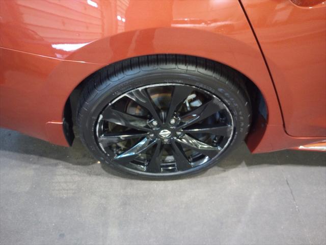 2022 Nissan Maxima SR Xtronic CVT
