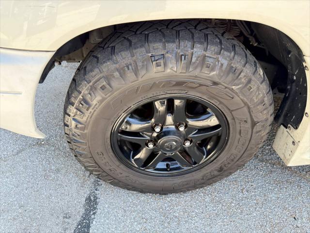 2002 Lexus LX 470 Base 4WD 4dr SUV