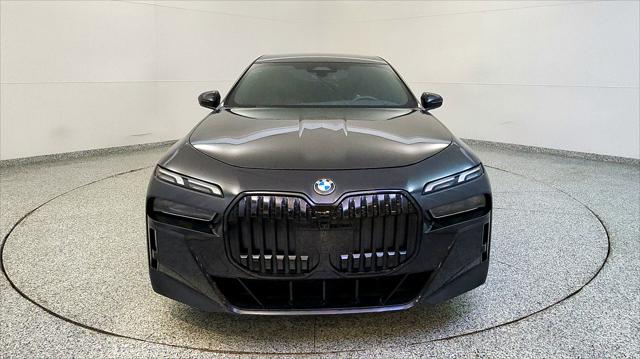 2023 BMW 740 i