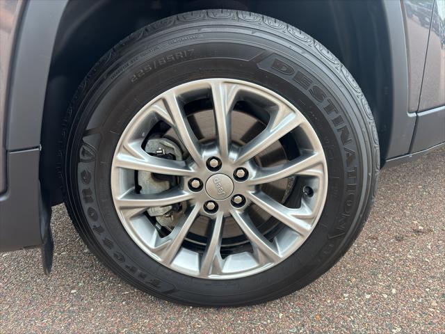 2022 Jeep Cherokee Latitude Lux 4x4 2022 Jeep Cherokee Latitude Lux 4x4