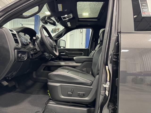 2024 RAM 2500 Laramie Crew Cab 4x4 64 Box