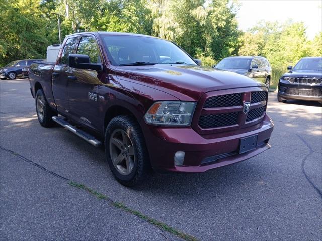 2017 RAM 1500 Express Quad Cab 4x4 64 Box