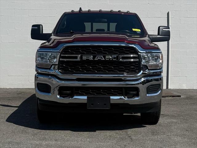 2024 RAM 3500 Tradesman Crew Cab 4x4 64 Box