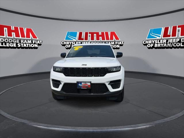 2025 Jeep Grand Cherokee Altitude X 4x2