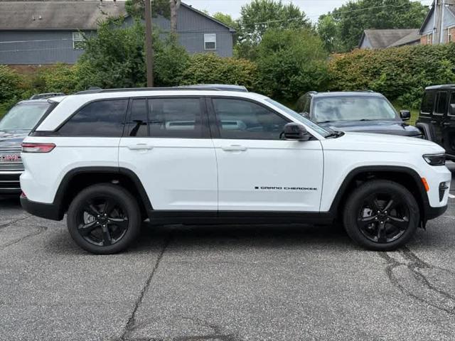 2025 Jeep Grand Cherokee GRAND CHEROKEE LIMITED 4X4 2025 Jeep Grand Cherokee GRAND CHEROKEE LIMITED 4X4