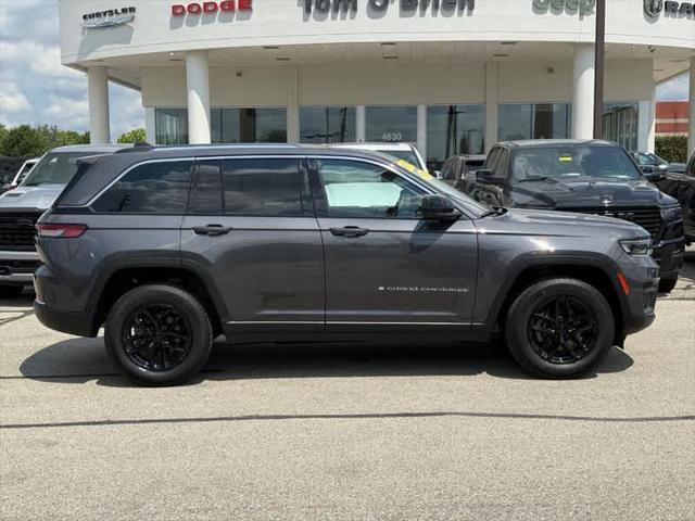 2023 Jeep Grand Cherokee Laredo X 4x4 2023 Jeep Grand Cherokee Laredo X 4x4