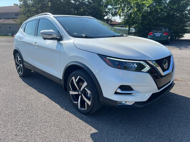 2022 Nissan Rogue Sport SL AWD Xtronic CVT
