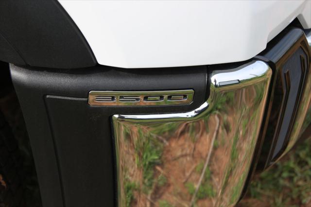 2025 GMC Sierra 3500HD 4WD Crew Cab Long Bed Pro