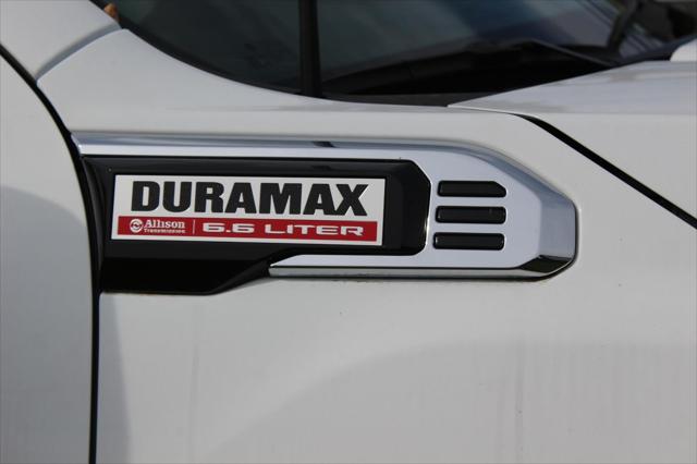 2025 GMC Sierra 3500HD 4WD Crew Cab Long Bed Pro