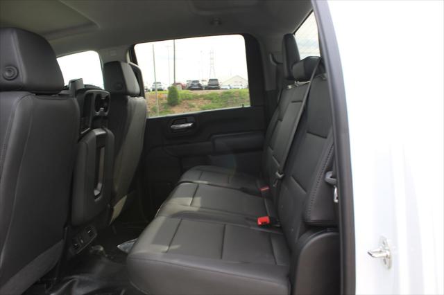 2025 GMC Sierra 3500HD 4WD Crew Cab Long Bed Pro