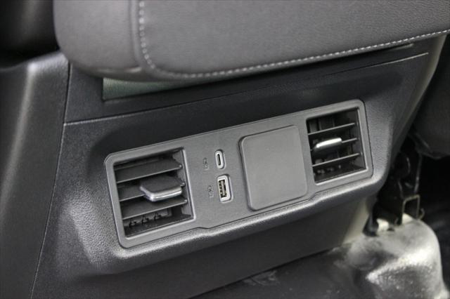 2025 GMC Sierra 3500HD 4WD Crew Cab Long Bed Pro