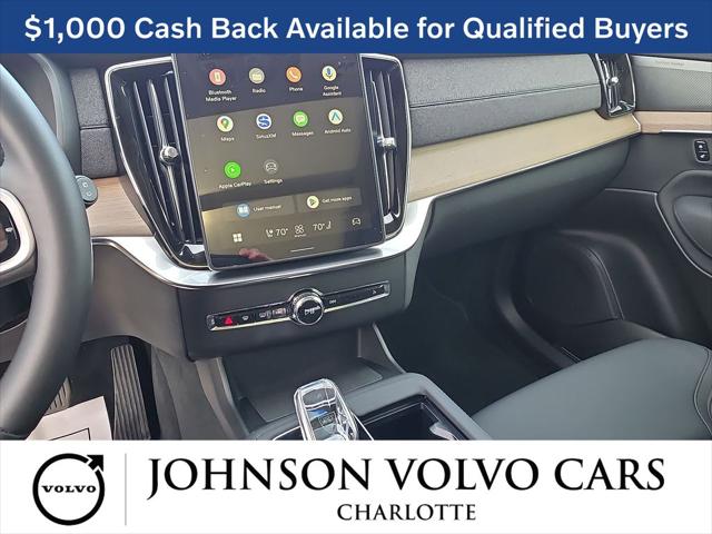 2026 Volvo XC90 Plug-In Hybrid Plus, T8 AWD, Electric/Gasoline, Bright, 7 Seats