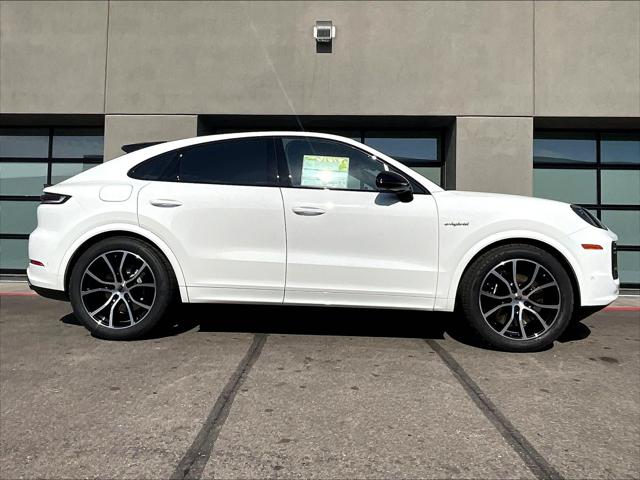 2025 Porsche Cayenne E-Hybrid Turbo