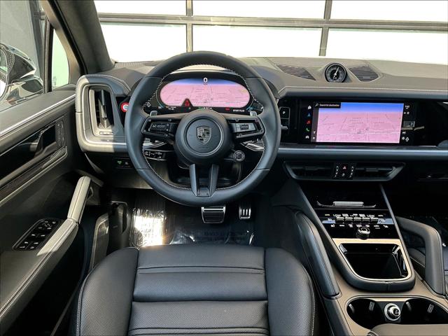 2025 Porsche Cayenne E-Hybrid Turbo