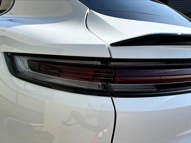 2025 Porsche Cayenne E-Hybrid Turbo