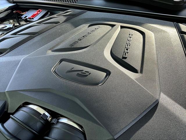 2025 Porsche Cayenne E-Hybrid Turbo