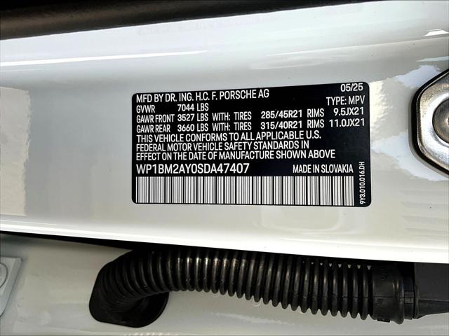 2025 Porsche Cayenne E-Hybrid Turbo