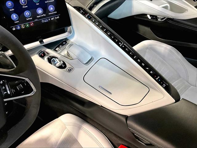 2023 Chevrolet Corvette Stingray RWD Convertible 2LT