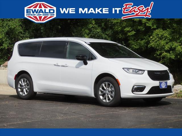 2026 Chrysler Pacifica PACIFICA SELECT AWD