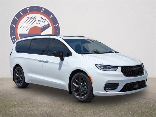 2026 Chrysler Pacifica PACIFICA LIMITED