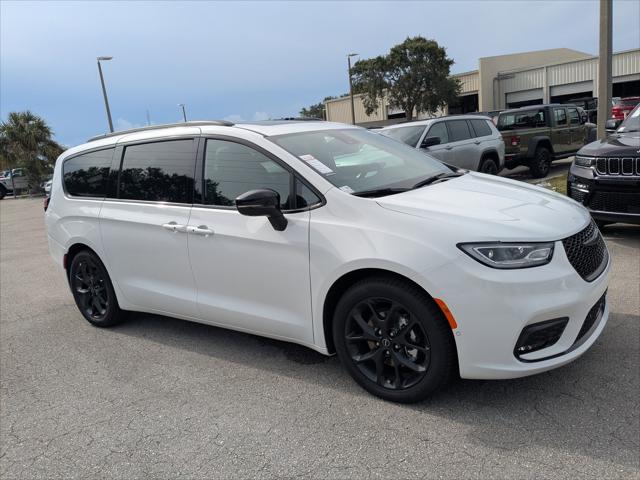 2026 Chrysler Pacifica PACIFICA LIMITED