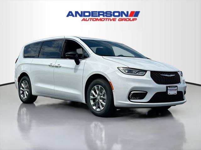 2026 Chrysler Pacifica PACIFICA SELECT AWD