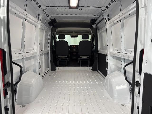 2026 Ram ProMaster Cargo Van Tradesman High Roof 136" WB w/Pass Seat