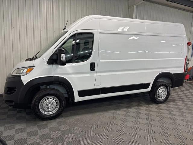 2026 Ram ProMaster Cargo Van Tradesman High Roof 136" WB w/Pass Seat