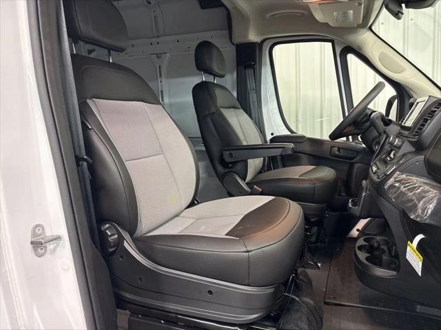 2026 Ram ProMaster Cargo Van Tradesman High Roof 136" WB w/Pass Seat