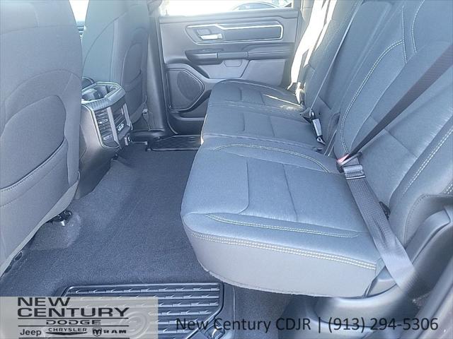 2026 Ram 1500 Big Horn Crew Cab 4x4 5'7" Box