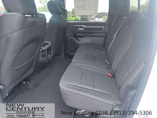 2026 Ram 1500 Big Horn Crew Cab 4x4 5'7" Box