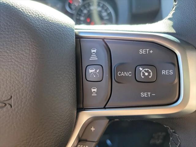 2026 Ram 1500 Big Horn Crew Cab 4x4 5'7" Box