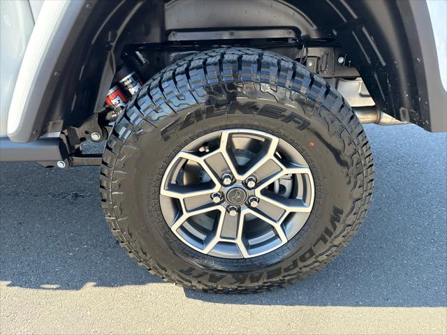 2025 Jeep Gladiator GLADIATOR MOJAVE X 4X4 2025 Jeep Gladiator GLADIATOR MOJAVE X 4X4