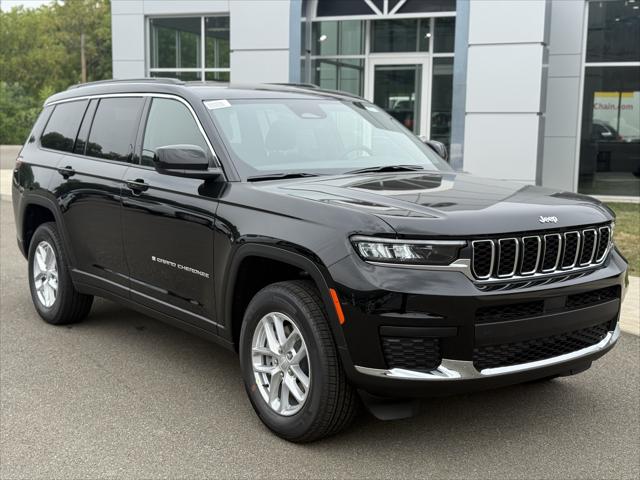2025 Jeep Grand Cherokee GRAND CHEROKEE L LAREDO X 4X4