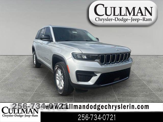 2024 Jeep Grand Cherokee Laredo 4x4