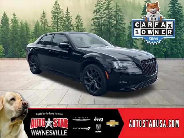 2022 Chrysler 300 Touring