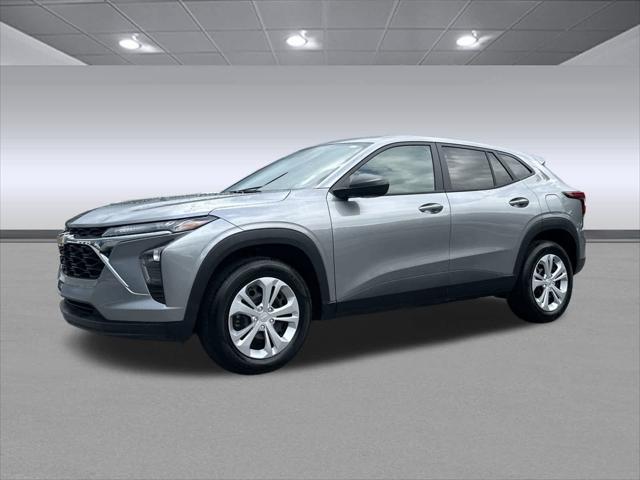 2025 Chevrolet Trax FWD LS