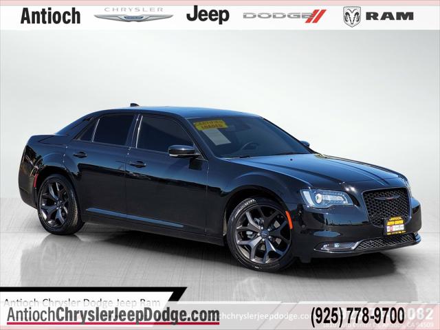 2022 Chrysler 300 S