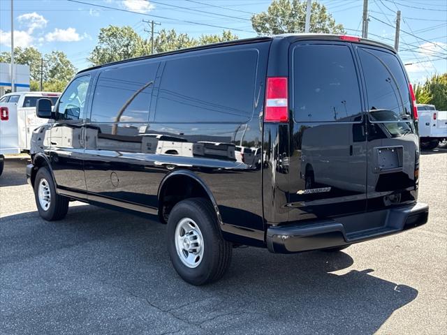 2025 Chevrolet Express Cargo Van RWD 2500 Regular Wheelbase WT