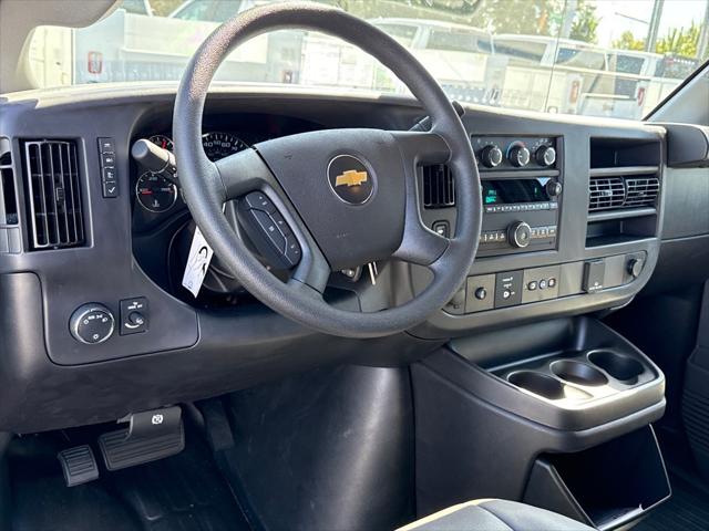 2025 Chevrolet Express Cargo Van RWD 2500 Regular Wheelbase WT