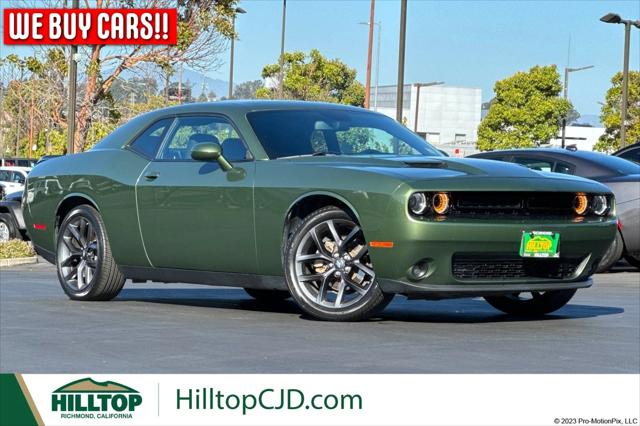 2022 Dodge Challenger SXT