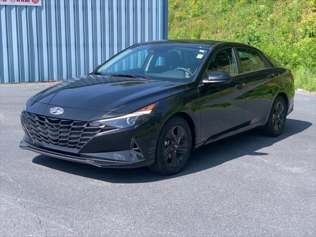 2023 Hyundai Elantra SEL 2023 Hyundai Elantra SEL