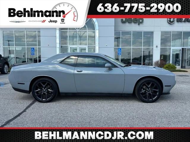 2021 Dodge Challenger SXT