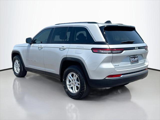 2024 Jeep Grand Cherokee Laredo 4x4