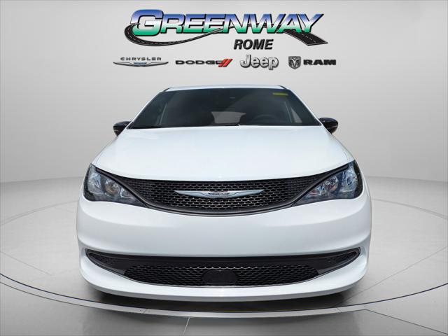 2026 Chrysler Voyager VOYAGER LX