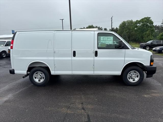 2025 Chevrolet Express 2500